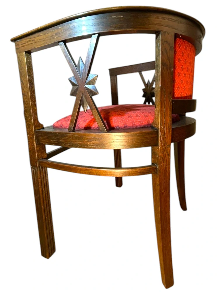 Starožitné křeslo první republika – Art Deco