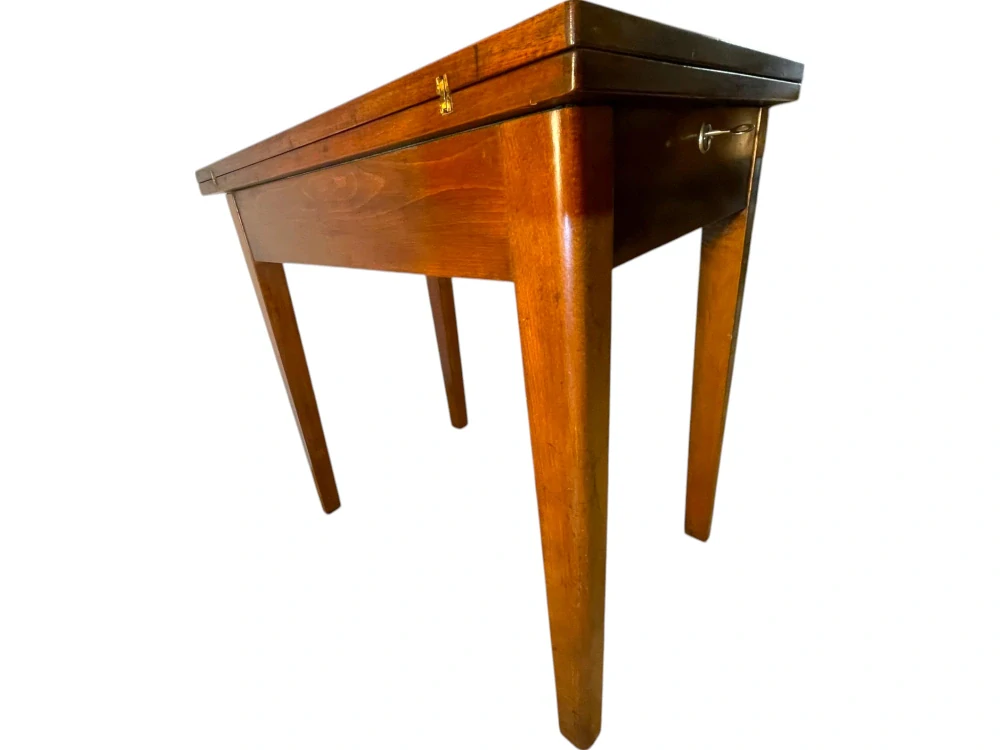Starožitný hrací stolek ořechový – funkcionalismus