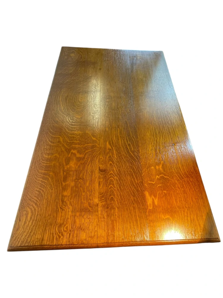 Starožitný dubový stůl – historismus