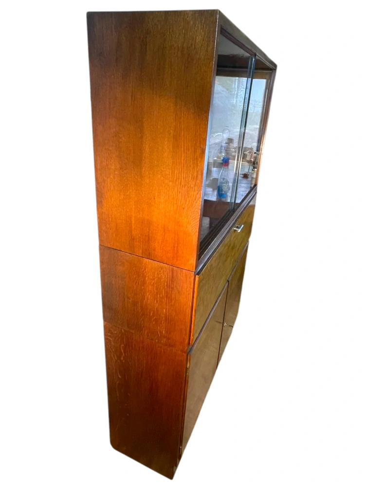 Starožitná knihovna – funkcionalismus